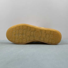Cargar imagen en el visor de la galería, Adidas Gazelle Indoor Sandy Pink Cloud White Gum IH5484

