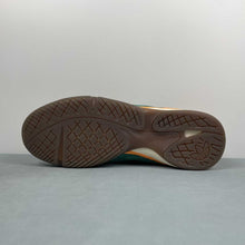 Cargar imagen en el visor de la galería, Adidas Gazelle Sala Collegiate Green Orange Gum 5 JQ0885
