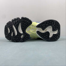 Cargar imagen en el visor de la galería, Adidas XLG Runner Deluxe Olive Green Cloud Blue White IH0616
