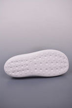 Cargar imagen en el visor de la galería, Nike ReactX Rejuven8 Slide Summit White HV4479-100
