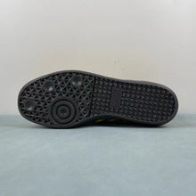 Cargar imagen en el visor de la galería, Adidas Samba OG Yellow Green Blue Gum IE9165
