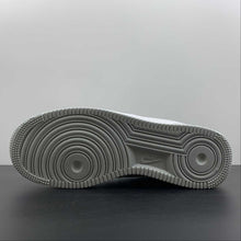 Cargar imagen en el visor de la galería, Air Force 1 Low Pure Platinum White DH7561-103
