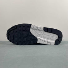 Cargar imagen en el visor de la galería, Air Max 1 Essential White Pure Platinum Black FZ5808-102
