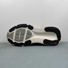 Cargar imagen en el visor de la galería, Nike Zoom Vomero 18 Year of the Horse IQ1131-120
