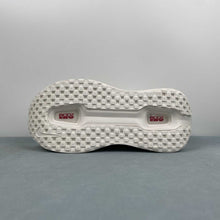 Cargar imagen en el visor de la galería, Nike Vomero Premium White Red Blue FN8453-009
