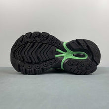 Cargar imagen en el visor de la galería, Pharrell Williams x Adidas Adistar Jellyfish Black Green JP9266
