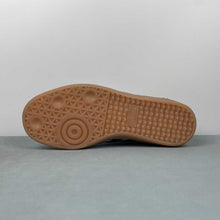 Cargar imagen en el visor de la galería, Adidas Samba OG Year Of The Hourse Blue JR8742
