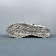 Cargar imagen en el visor de la galería, Adidas Superstar x Bape HS3077
