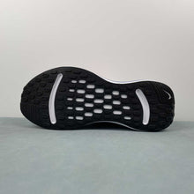 Cargar imagen en el visor de la galería, Nike Journey Run White Royal Pulse Volt Hot Punch FJ7765-105
