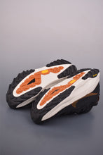 Cargar imagen en el visor de la galería, Nike ACG Zegama Black Gold HV8113-008
