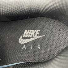 Cargar imagen en el visor de la galería, Air Max 95 Essential Triple Black CI3705-001
