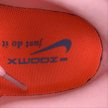 Cargar imagen en el visor de la galería, ZoomX Invincible Run FK 3 Pink Foam Racer Blue Bright Crimson DR2660-600
