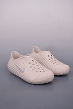 Cargar imagen en el visor de la galería, Nike ReactX Rejuven8 Desert Color HV5062-100
