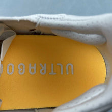 Cargar imagen en el visor de la galería, Adidas UltraBoost 5 Cloud White Glory Grey Lucid Pink ID8810
