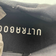 Cargar imagen en el visor de la galería, Adidas UltraBoost 5X Core Black Cloud White Carbon IH3110
