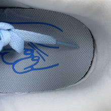 Cargar imagen en el visor de la galería, Air Force 1 Low Nail Art White University Blue DX2937-100

