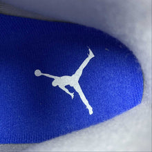 Cargar imagen en el visor de la galería, Air Jordan 3 Retro Varisity Royal Varisity Royal CT8532-400
