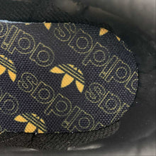 Cargar imagen en el visor de la galería, Adidas Handball Spezial Black Yellow FX5676
