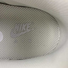 Cargar imagen en el visor de la galería, Akira x Air Force 1 07 Low Khaki Cream White DQ3966-183
