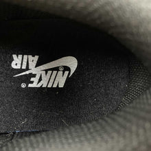 Cargar imagen en el visor de la galería, Air Jordan 1 Retro Low OG SP “Travis Scott and Louis Vuitton” Black Check Barb DM7866-662
