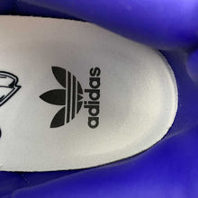 Cargar imagen en el visor de la galería, Adidas Superstar 82 White Maroon Blue IE0020
