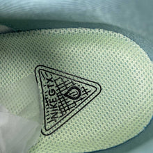 Cargar imagen en el visor de la galería, Nike Zoom Vomero 18 GTX Seaweed Cannon Volt Barely Volt HQ7001-300
