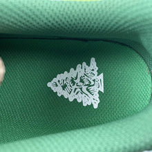 Cargar imagen en el visor de la galería, Air Force 1 07 Low Canvas Light Bone Aloe Green AJ7282-003
