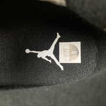 Cargar imagen en el visor de la galería, Air Jordan 4 Retro Thunder Black White Tour Yellow DH6927-017
