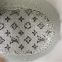 Cargar imagen en el visor de la galería, Louis Vuitton Trainer Snaker x Air Force 1 White LK0238
