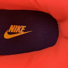 Cargar imagen en el visor de la galería, Nike Motiva Bright Crimson University Red Obsidian DV1237-600
