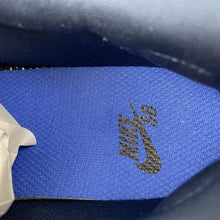 Cargar imagen en el visor de la galería, SB Force 58 Obsidian White Hyper Royal Obsidian DV5477-401
