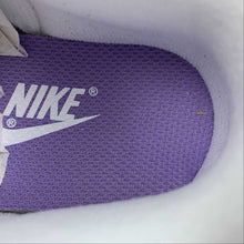 Cargar imagen en el visor de la galería, SB Dunk Low OG Purple Pulse White DM9467-500
