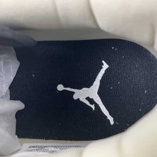 Cargar imagen en el visor de la galería, Air Jordan Legacy 312 Low Rattan Off Noir CD7069-020
