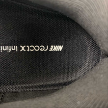 Cargar imagen en el visor de la galería, Nike ReactX Infinity Run 4 Black White Dark Grey White DR2665-004
