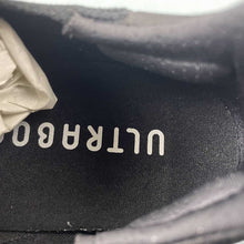 Cargar imagen en el visor de la galería, Adidas UltraBoost 5X Core Black Core Black Cloud White JH7251
