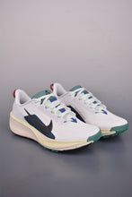 Cargar imagen en el visor de la galería, Nike Reactx Pegasus Trail 5 AGC Next Nature Court Blue Cedar HV8121-112
