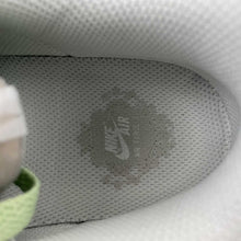 Cargar imagen en el visor de la galería, Air Force 1 07 Low Graffiti Green Broken Hook Black CW2288-111
