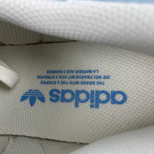 Cargar imagen en el visor de la galería, Adidas Superstar 2 Lionel Messi Argentina JQ1256
