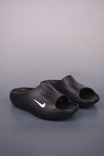 Cargar imagen en el visor de la galería, Nike ReactX Rejuven8 Slide Black White HV4479-001
