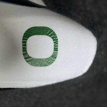 Cargar imagen en el visor de la galería, Air Jordan 4 Retro Oregon Ducks Duckman 257-255275
