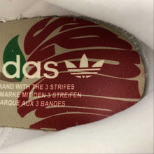 Cargar imagen en el visor de la galería, Adidas Campus 00s White Red Green ID6140
