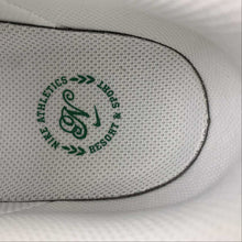 Cargar imagen en el visor de la galería, Air Force 1 07 Low GS White Green FZ2008-100
