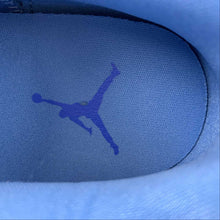 Cargar imagen en el visor de la galería, Air Jordan Spizike Low Houston Oilers Football Blue University Red FQ1759-400
