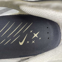 Cargar imagen en el visor de la galería, Air ZoomX VaporFly Next 4 Jakob Ingebrigtsen HV6107-100
