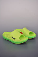 Cargar imagen en el visor de la galería, Nike ReactX Rejuven8 Slide Fluorescent Yellow HV4479-304
