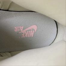 Cargar imagen en el visor de la galería, Air Jordan 1 Retro High OG Pink Pink White FD2596-600
