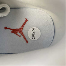 Cargar imagen en el visor de la galería, Air Jordan 3 Retro Lucky Green Varsity Red Cement Grey Sail CK9246-136
