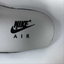 Cargar imagen en el visor de la galería, Air Force 1 07 Low Panda White Black Reflective Multi GU6936-599
