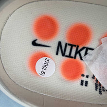 Cargar imagen en el visor de la galería, Nike Mind 001 Slide Light Bone Hyper Crimson Buff Chrome HQ4307-002

