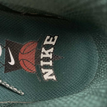 Cargar imagen en el visor de la galería, Air Force 1 07 Low Milwaukee Bucks White Dark Green NX2234-113
